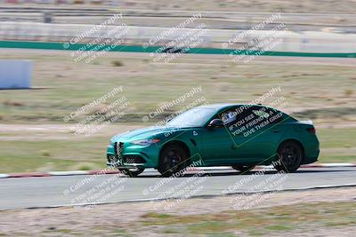 media/Feb-18-2023-Alfa Club (Sat) [[3177814e76]]/Intermediate and Novice/Session 2 (Turn 6)/